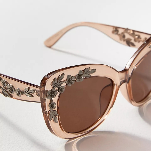 Anthropologie Floral Trimmed Cat Eye Polarized Sunglasses in Neutral - Picture 10 of 10